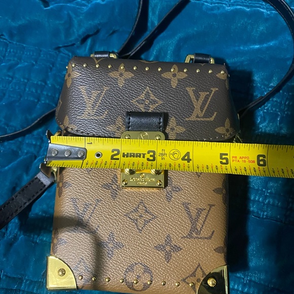 Louis Vuitton box purse measurements in pictures - Picture 10 of 11